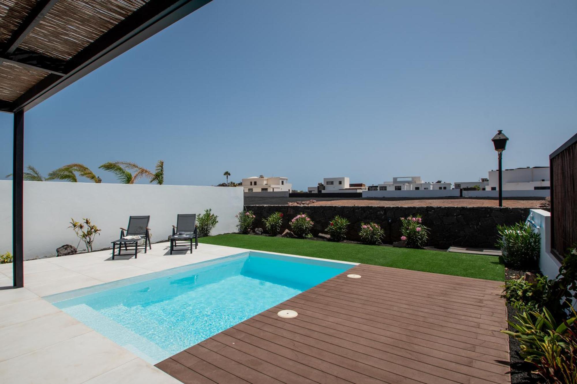 Serena Villa 38 - Heated Pool, Sea Views, Ac, High Speed Internet Playa Blanca  Esterno foto
